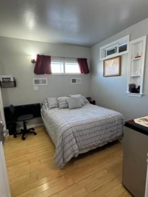 San Francisco Private Room and Bathroom - Free parking